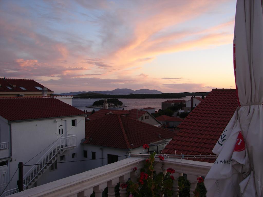 Apartments Curin Hvar Town Extérieur photo